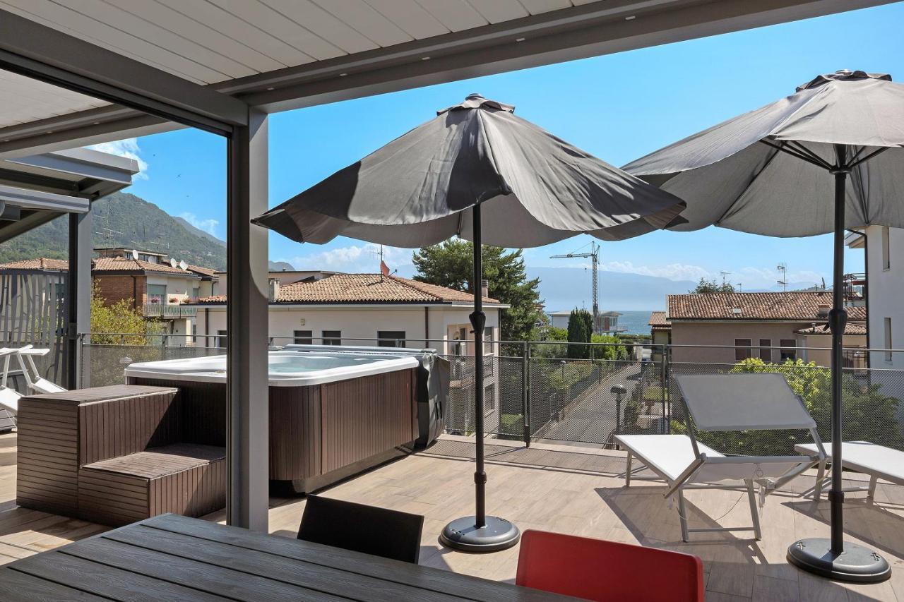 Villa Donne Del Lago Vittoria サロ エクステリア 写真