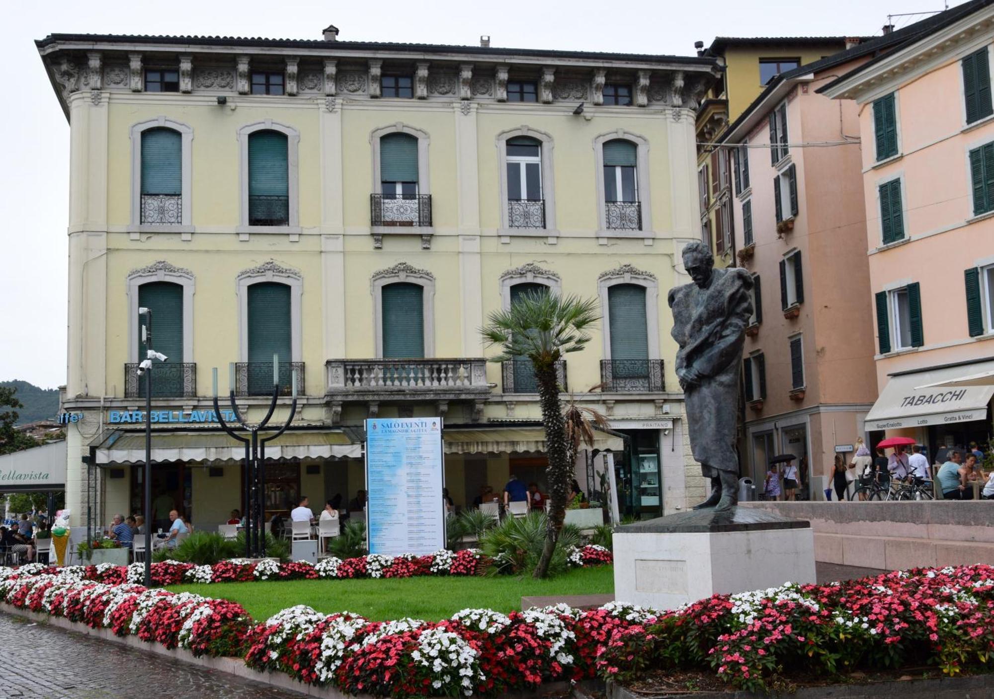 Villa Donne Del Lago Vittoria サロ エクステリア 写真